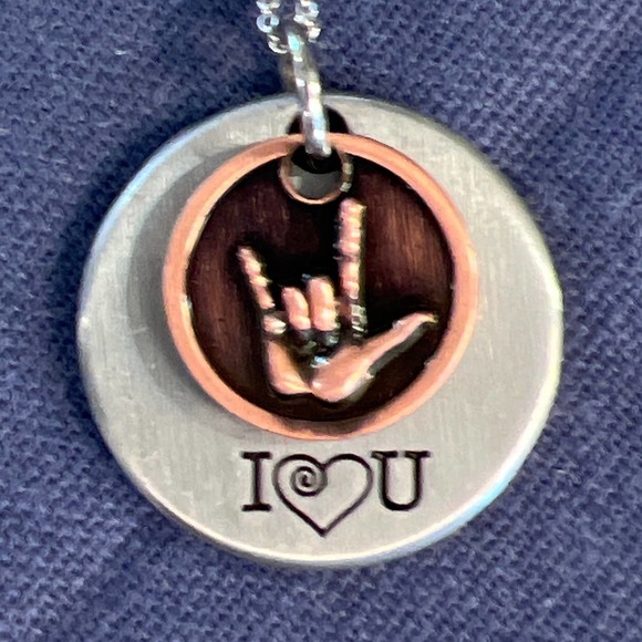 ASL I Love You ILY Sign Language Pendant Necklace Heart with 18" Chain - Picture 1 of 5